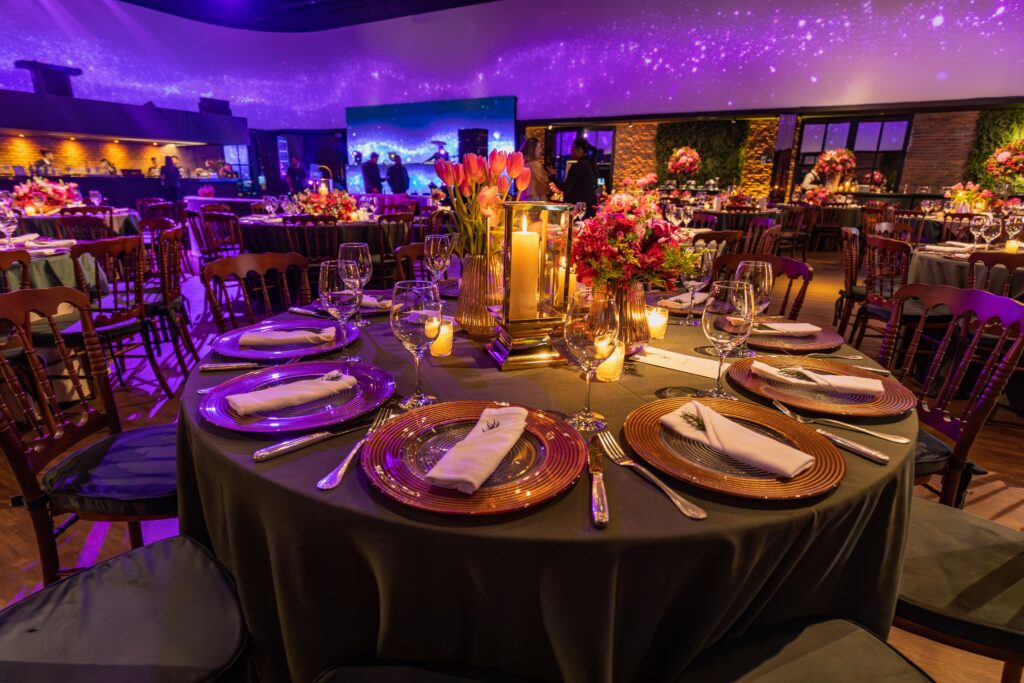 picture of evening meal setup at a corporate event in Thailand