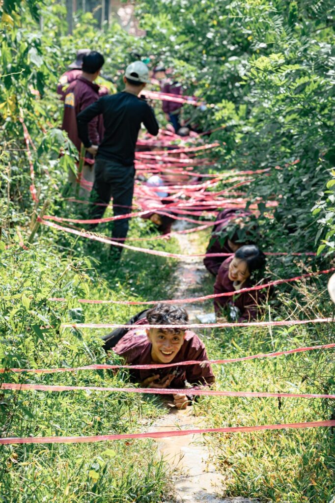 team obstacle challenge